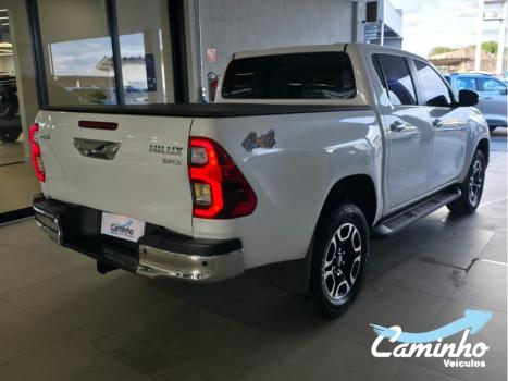 TOYOTA Hilux Caminhonete 2.8 16V SRX 4X4 TURBO DIESEL CABINE DUPLA AUTOM�TICO, Foto 5
