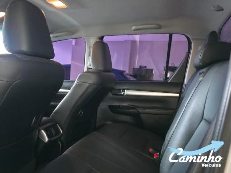TOYOTA Hilux Caminhonete 2.8 16V SRX 4X4 TURBO DIESEL CABINE DUPLA AUTOM�TICO, Foto 8