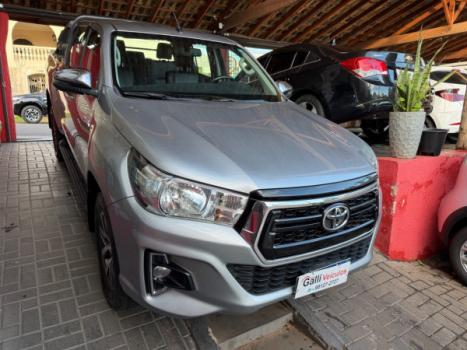 TOYOTA Hilux Caminhonete 2.8 16V SRV 4X4 DIESEL CABINE DUPLA AUTOM�TICO, Foto 3