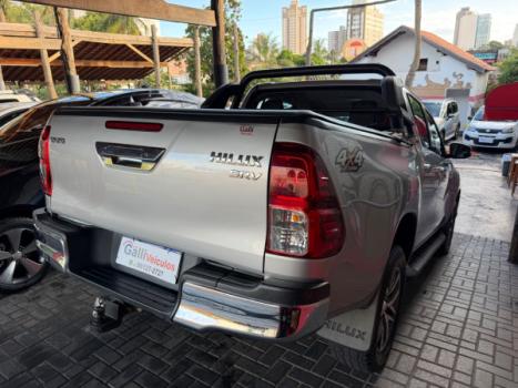 TOYOTA Hilux Caminhonete 2.8 16V SRV 4X4 DIESEL CABINE DUPLA AUTOM�TICO, Foto 4