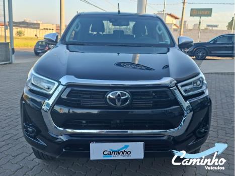 TOYOTA Hilux Caminhonete 2.8 16V SRX 4X4 TURBO DIESEL CABINE DUPLA AUTOM�TICO, Foto 2