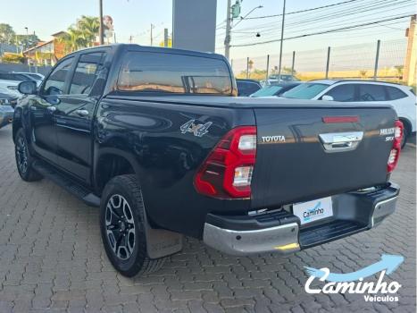 TOYOTA Hilux Caminhonete 2.8 16V SRX 4X4 TURBO DIESEL CABINE DUPLA AUTOM�TICO, Foto 7