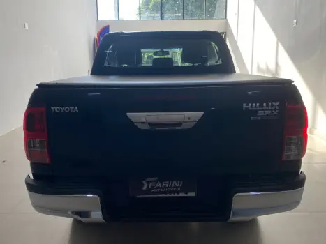 TOYOTA Hilux Caminhonete 2.5 16V 4P 4X4 TURBO DIESEL CABINE DUPLA, Foto 4