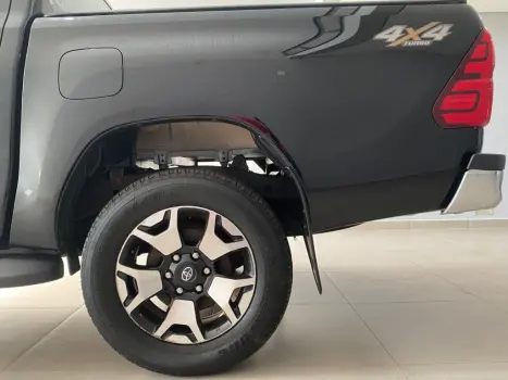 TOYOTA Hilux Caminhonete 2.5 16V 4P 4X4 TURBO DIESEL CABINE DUPLA, Foto 5