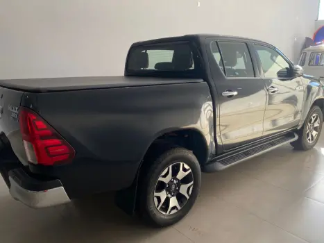 TOYOTA Hilux Caminhonete 2.5 16V 4P 4X4 TURBO DIESEL CABINE DUPLA, Foto 8