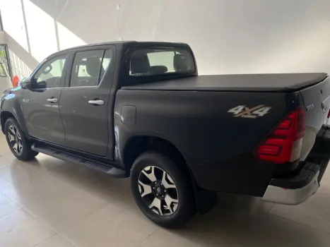 TOYOTA Hilux Caminhonete 2.5 16V 4P 4X4 TURBO DIESEL CABINE DUPLA, Foto 9