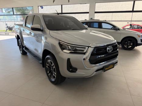 TOYOTA Hilux Caminhonete 2.8 16V SRV 4X4 DIESEL CABINE DUPLA AUTOM�TICO, Foto 3