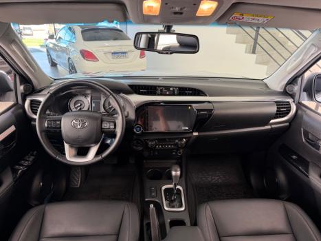 TOYOTA Hilux Caminhonete 2.8 16V SRV 4X4 DIESEL CABINE DUPLA AUTOM�TICO, Foto 8