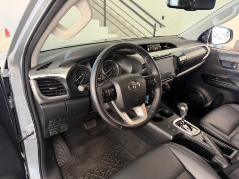 TOYOTA Hilux Caminhonete 2.8 16V SRV 4X4 DIESEL CABINE DUPLA AUTOM�TICO, Foto 9