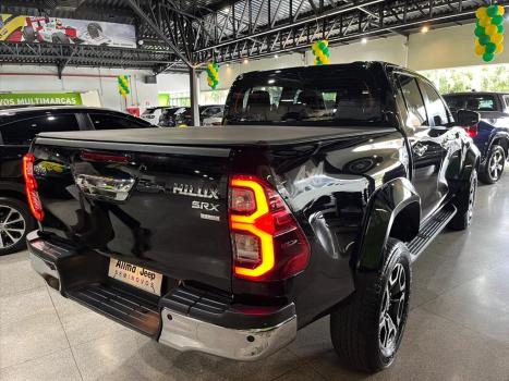 TOYOTA Hilux Caminhonete 2.8 16V SRX 4X4 TURBO DIESEL CABINE DUPLA AUTOM�TICO, Foto 4