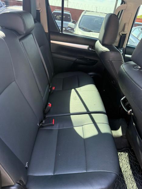 TOYOTA Hilux Caminhonete 2.8 16V SRX PLUS 4X4 TURBO DIESEL CABINE DUPLA AUTOM�TICO, Foto 10