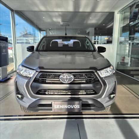 TOYOTA Hilux Caminhonete 2.8 16V 4P SR 4X4 DIESEL CABINE DUPLA AUTOM�TICO, Foto 2