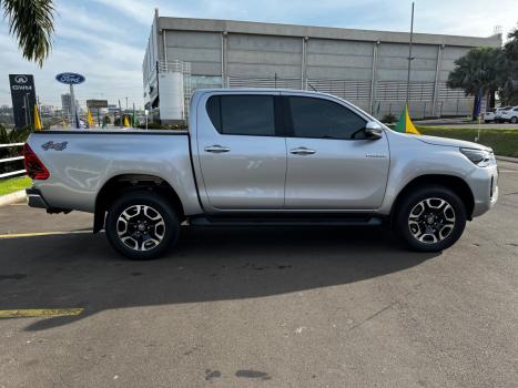 TOYOTA Hilux Caminhonete 2.8 16V SRV 4X4 DIESEL CABINE DUPLA AUTOM�TICO, Foto 10