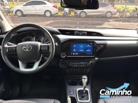 TOYOTA Hilux Caminhonete 2.8 16V SRV 4X4 DIESEL CABINE DUPLA AUTOM�TICO, Foto 9