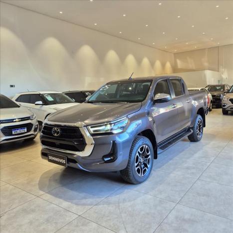 TOYOTA Hilux Caminhonete 2.8 16V SRX 4X4 TURBO DIESEL CABINE DUPLA AUTOM�TICO, Foto 3