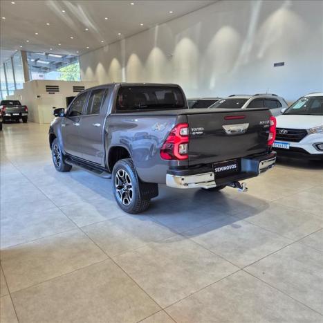 TOYOTA Hilux Caminhonete 2.8 16V SRX 4X4 TURBO DIESEL CABINE DUPLA AUTOM�TICO, Foto 6