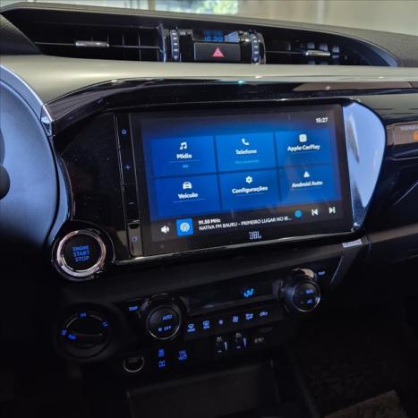 TOYOTA Hilux Caminhonete 2.8 16V SRX 4X4 TURBO DIESEL CABINE DUPLA AUTOM�TICO, Foto 9