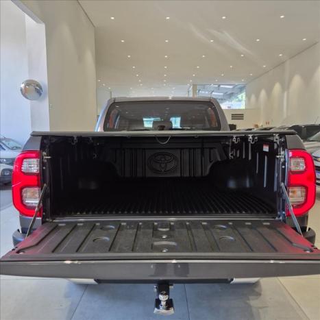 TOYOTA Hilux Caminhonete 2.8 16V SRX 4X4 TURBO DIESEL CABINE DUPLA AUTOM�TICO, Foto 18