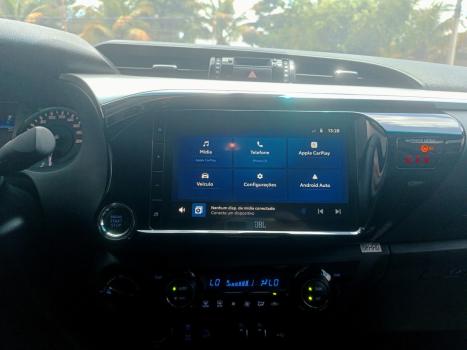 TOYOTA Hilux Caminhonete 2.8 16V SRX PLUS 4X4 TURBO DIESEL CABINE DUPLA AUTOM�TICO, Foto 15