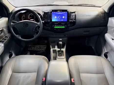 TOYOTA Hilux Caminhonete 3.0 4P 4X4 SRV TURBO DIESEL CABINE DUPLA, Foto 9