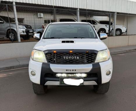 TOYOTA Hilux Caminhonete 3.0 4P 4X4 SRV TURBO DIESEL CABINE DUPLA AUTOM�TICO, Foto 2