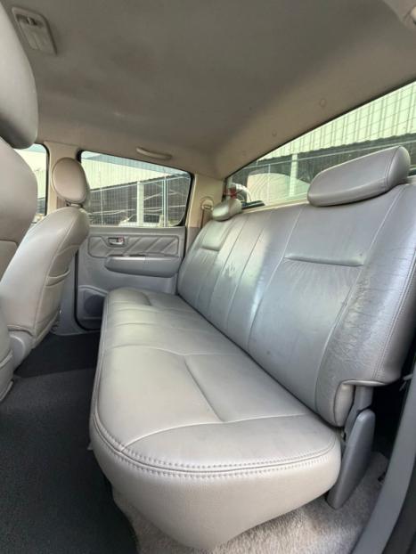 TOYOTA Hilux Caminhonete 3.0 4P 4X4 SRV TURBO DIESEL CABINE DUPLA AUTOM�TICO, Foto 7