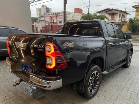 TOYOTA Hilux Caminhonete 2.8 16V SRX 4X4 TURBO DIESEL CABINE DUPLA AUTOM�TICO, Foto 6