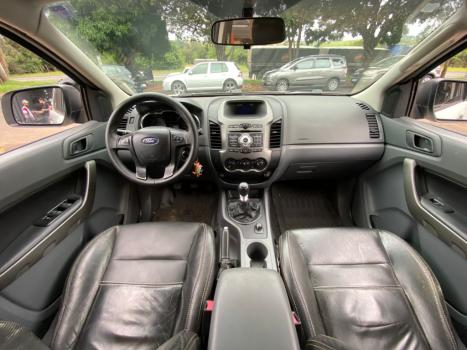 TOYOTA Hilux Caminhonete 2.4 4P 4X4 DIESEL CABINE DUPLA, Foto 11
