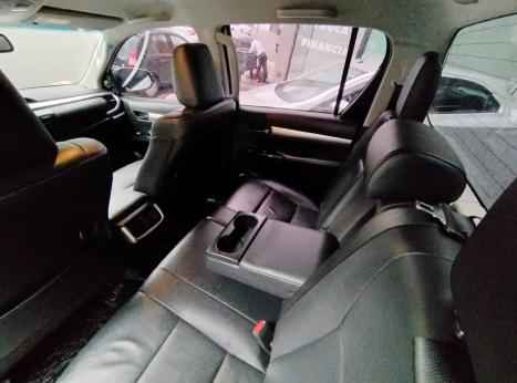 TOYOTA Hilux Caminhonete 2.8 16V SRV 4X4 DIESEL CABINE DUPLA AUTOM�TICO, Foto 4