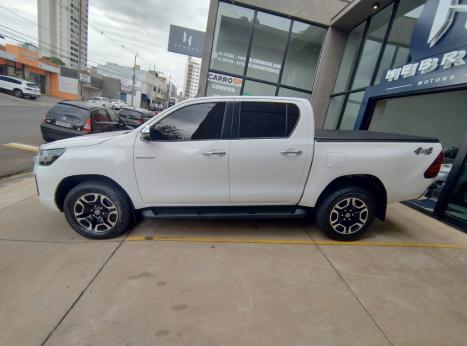 TOYOTA Hilux Caminhonete 2.8 16V SRV 4X4 DIESEL CABINE DUPLA AUTOM�TICO, Foto 10