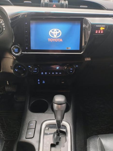 TOYOTA Hilux Caminhonete 2.8 16V SRV 4X4 DIESEL CABINE DUPLA AUTOM�TICO, Foto 12