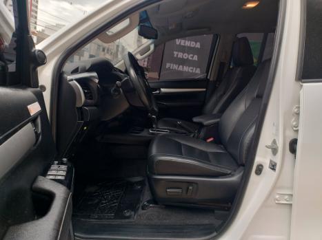 TOYOTA Hilux Caminhonete 2.8 16V SRV 4X4 DIESEL CABINE DUPLA AUTOM�TICO, Foto 15