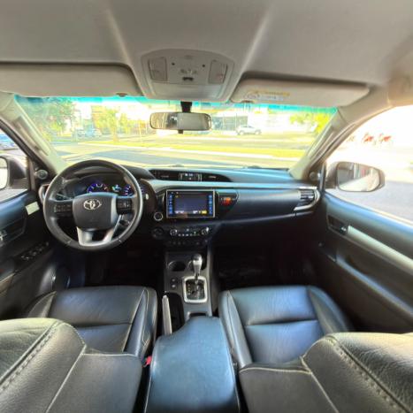 TOYOTA Hilux Caminhonete 2.8 16V SRX 4X4 DIESEL CABINE DUPLA AUTOM�TICO, Foto 13