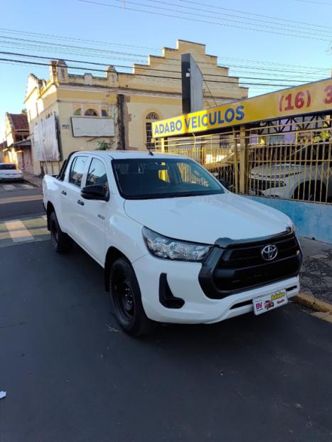TOYOTA Hilux Caminhonete 2.8 4P 4X4 DIESEL CABINE DUPLA, Foto 3