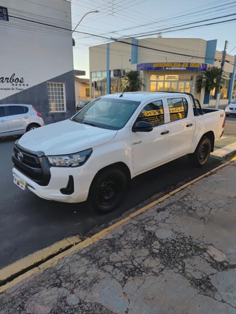 TOYOTA Hilux Caminhonete 2.8 4P 4X4 DIESEL CABINE DUPLA, Foto 5