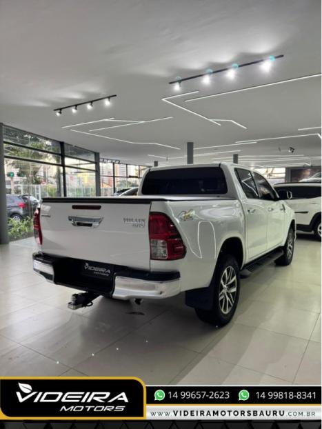 TOYOTA Hilux Caminhonete 2.8 16V 4P SR 4X4 DIESEL CABINE DUPLA AUTOM�TICO, Foto 5