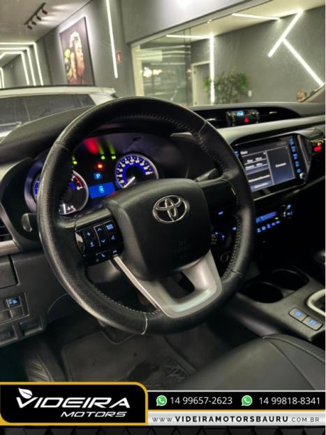 TOYOTA Hilux Caminhonete 2.8 16V 4P SR 4X4 DIESEL CABINE DUPLA AUTOM�TICO, Foto 8