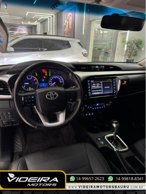 TOYOTA Hilux Caminhonete 2.8 16V 4P SR 4X4 DIESEL CABINE DUPLA AUTOM�TICO, Foto 9