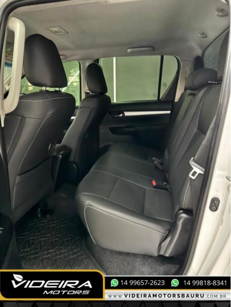 TOYOTA Hilux Caminhonete 2.8 16V 4P SR 4X4 DIESEL CABINE DUPLA AUTOM�TICO, Foto 10