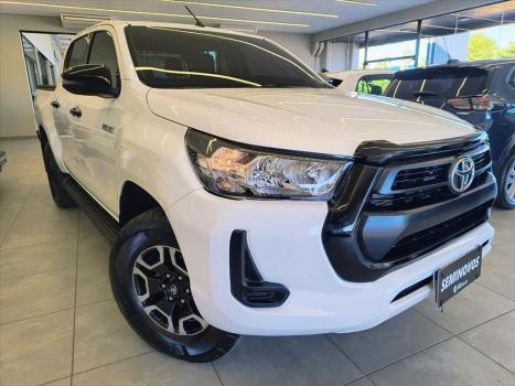 TOYOTA Hilux Caminhonete 2.8 16V 4P POWER PACK TURBO DIESEL 4X4 CABINE DUPLA, Foto 1