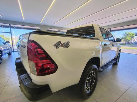 TOYOTA Hilux Caminhonete 2.8 16V 4P POWER PACK TURBO DIESEL 4X4 CABINE DUPLA, Foto 8