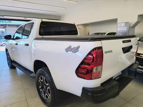 TOYOTA Hilux Caminhonete 2.8 16V 4P POWER PACK TURBO DIESEL 4X4 CABINE DUPLA, Foto 10