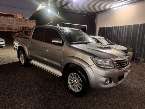 TOYOTA Hilux Caminhonete 3.0 4P 4X4 TURBO DIESEL CABINE DUPLA LIMITED EDITION AUTOM�TICO, Foto 1