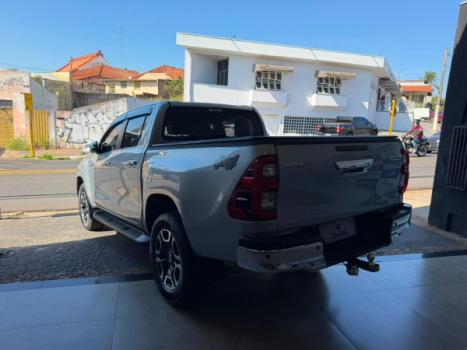 TOYOTA Hilux Caminhonete 2.8 16V SRX 4X4 DIESEL CABINE DUPLA AUTOM�TICO, Foto 6