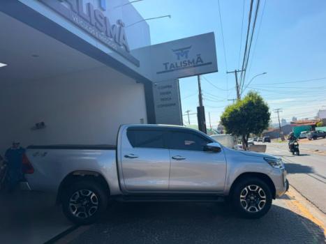 TOYOTA Hilux Caminhonete 2.8 16V SRX 4X4 DIESEL CABINE DUPLA AUTOM�TICO, Foto 8