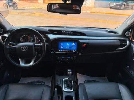 TOYOTA Hilux Caminhonete 2.8 16V SRX 4X4 DIESEL CABINE DUPLA AUTOM�TICO, Foto 13