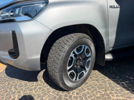 TOYOTA Hilux Caminhonete 2.8 16V SRX 4X4 DIESEL CABINE DUPLA AUTOM�TICO, Foto 14