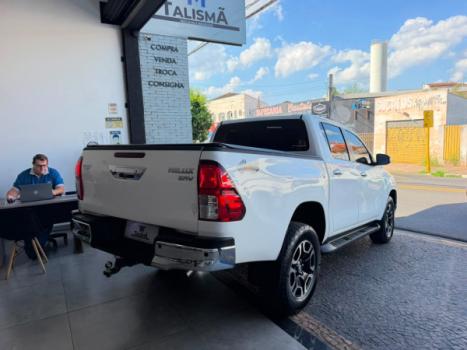 TOYOTA Hilux Caminhonete 2.8 16V SRV 4X4 DIESEL CABINE DUPLA AUTOM�TICO, Foto 4