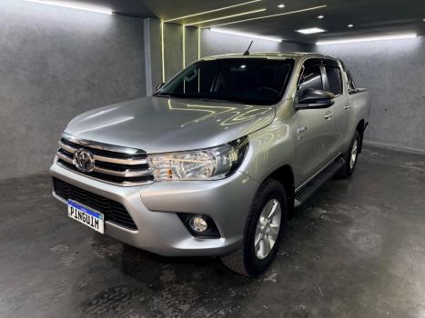 TOYOTA Hilux Caminhonete 2.7 16V 4P SR FLEX CABINE DUPLA AUTOM�TICO, Foto 2