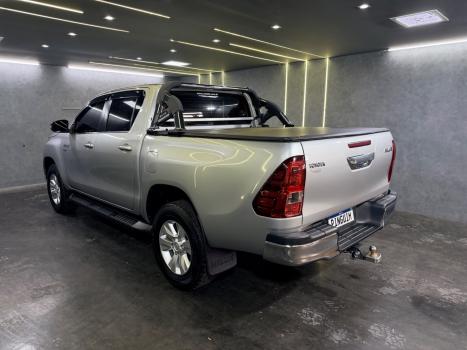 TOYOTA Hilux Caminhonete 2.7 16V 4P SR FLEX CABINE DUPLA AUTOM�TICO, Foto 6